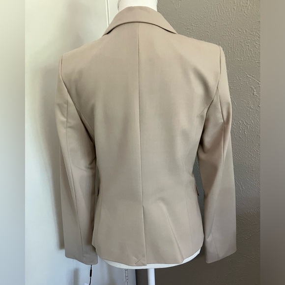 Calvin Klein size 4 khaki suit jacket; NWT. - Picture 2 of 3
